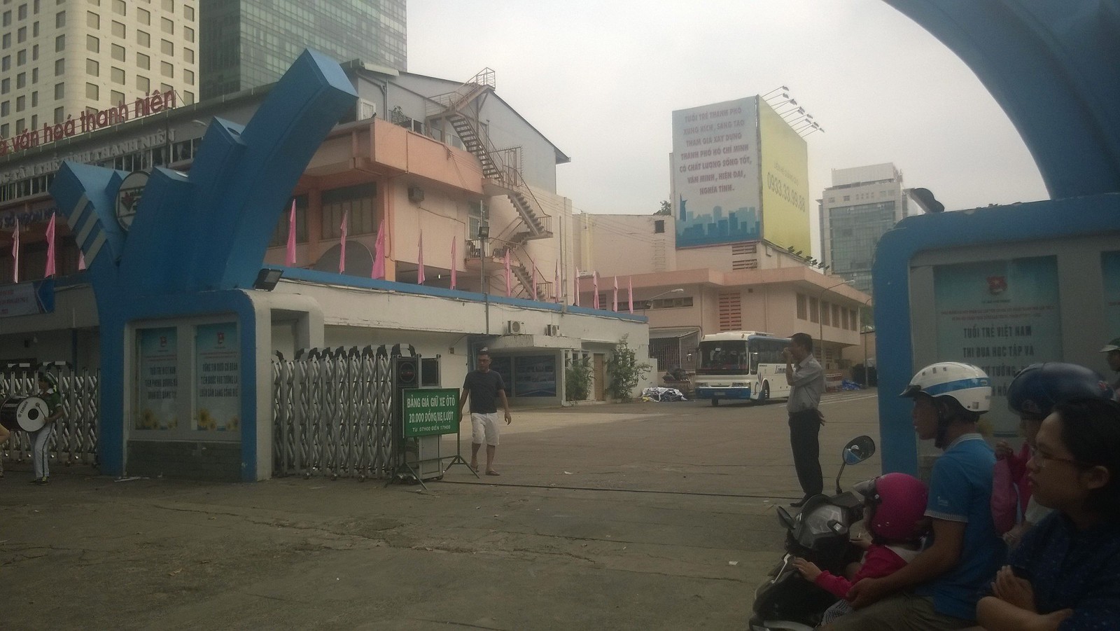 Danh sách bãi giữ xe ô tô Quận 1 uy tín, tiện lợi nhất
