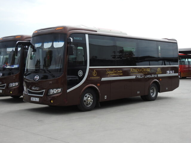 Xe ô tô Isuzu Samco Felix Limousine: Chi tiết và Ứng dụng