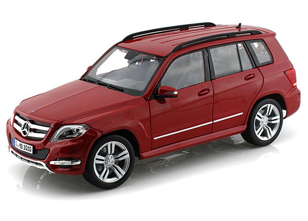 Khám phá mô hình xe ô tô Mercedes Benz GLK 36200: Nghệ thuật thu nhỏ đầy mê hoặc