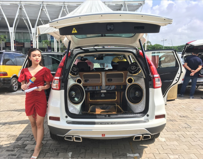 Độ Xe Ô Tô Ở TPHCM: Kinh Nghiệm Chọn Địa Chỉ Uy Tín & An Toàn