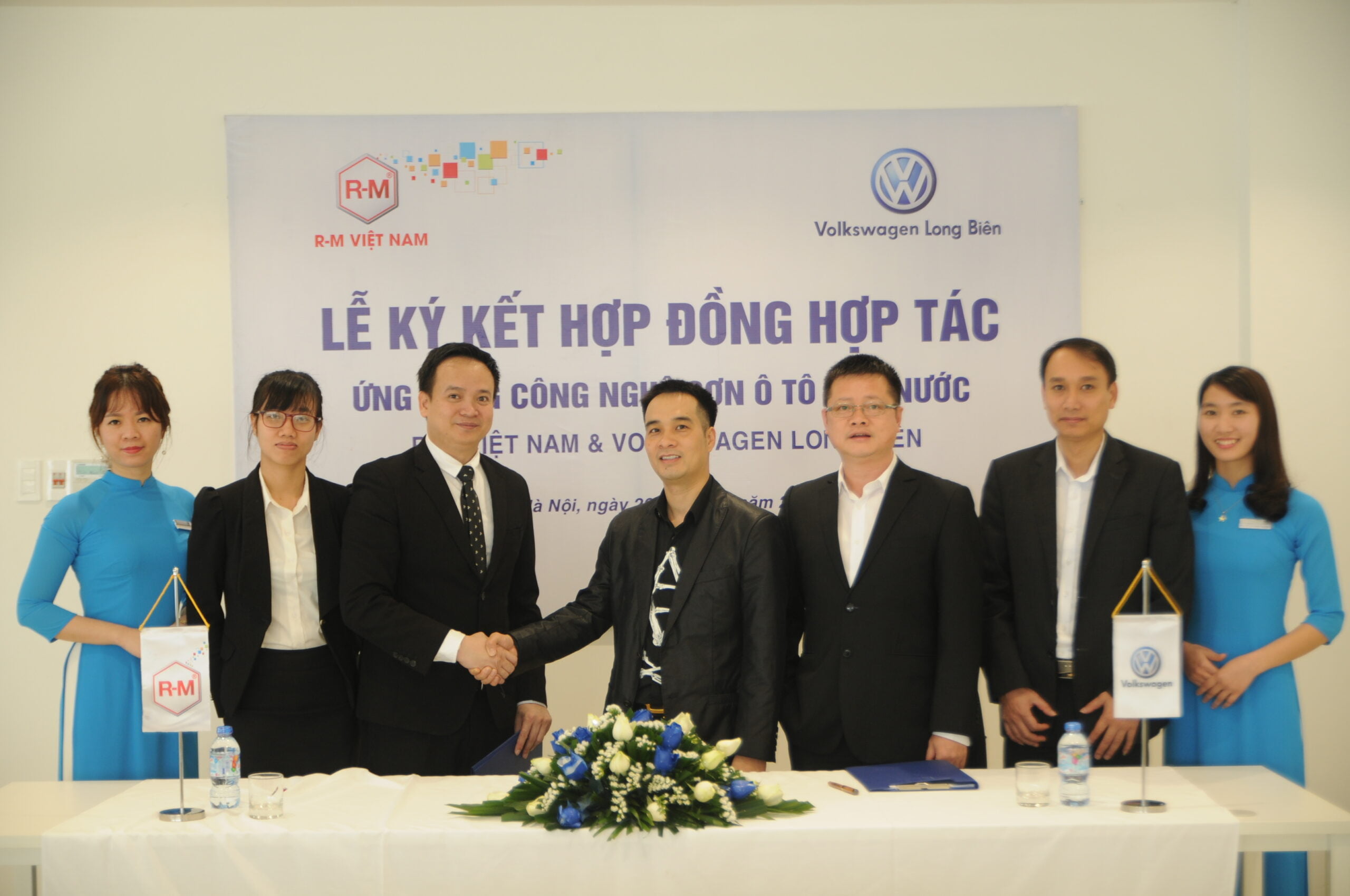 Top 7 Địa Chỉ Sơn Xe Ô Tô Uy Tín Ở Long Biên Hiện Nay