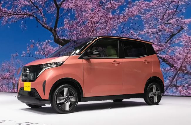 Xe ô tô nội địa Nhật giá rẻ: Lựa chọn thông minh cho người Việt