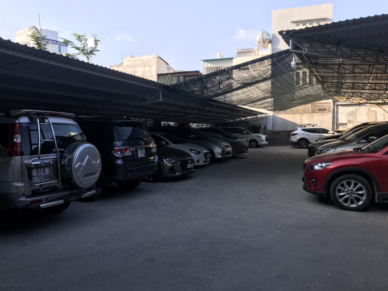 Bãi Giữ Xe Ô Tô Phú Nhuận: Top Địa Chỉ An Toàn, Uy Tín