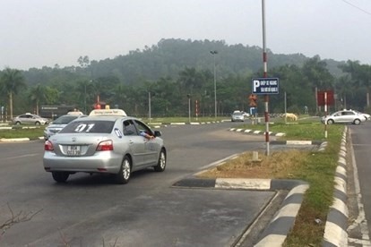 Luật Thi Sát Hạch Lái Xe Ô Tô: Quy Định Chi Tiết Hiện Hành