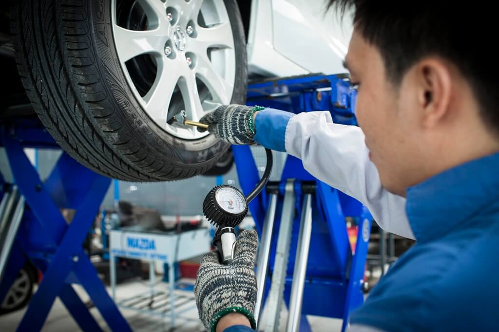 Tại Sao Phải Kiểm Tra Lốp Xe Ô Tô Thường Xuyên?