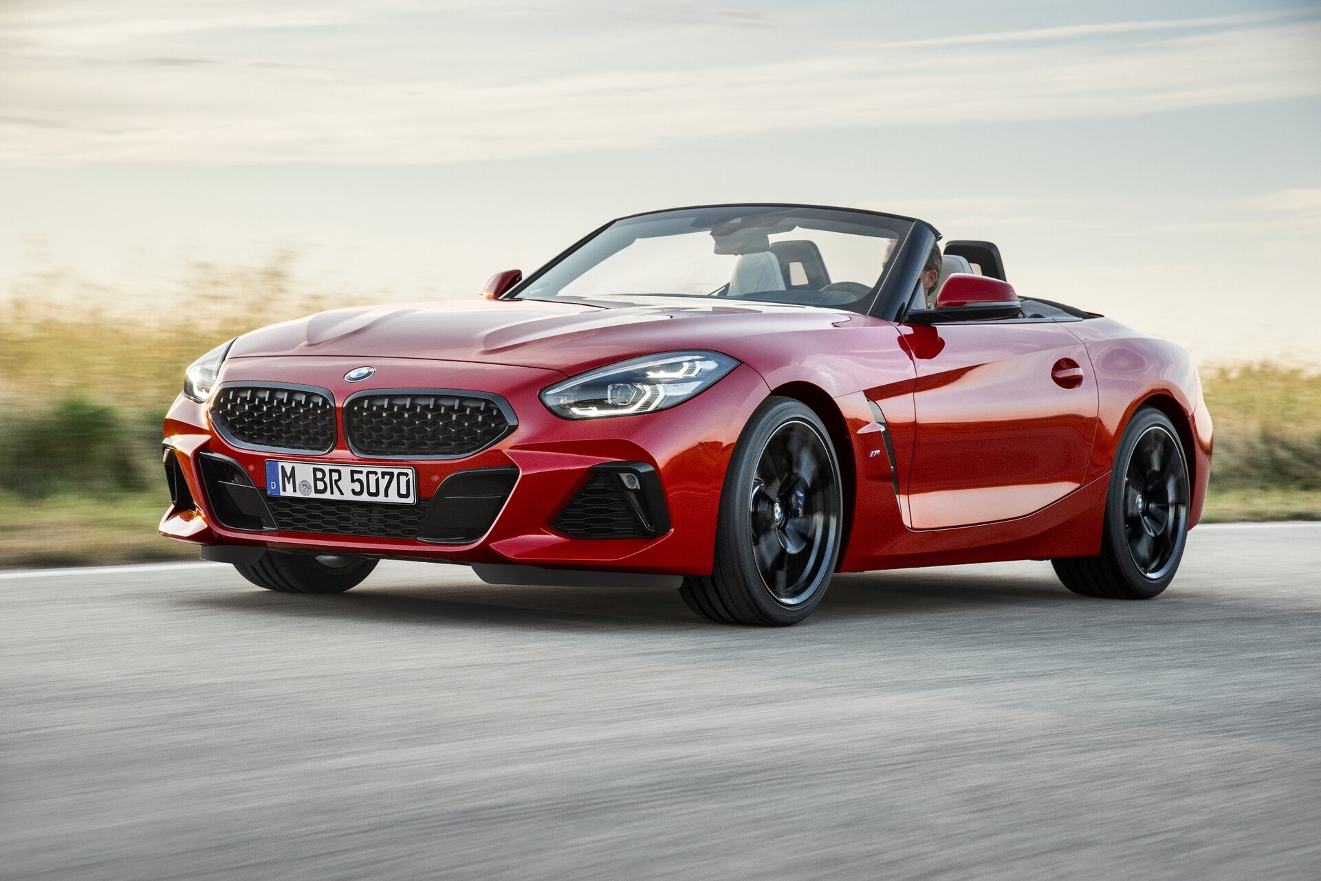 Mẫu Xe Ô Tô Thể Thao Của BMW: Tuyệt Phẩm Tốc Độ và Sang Trọng