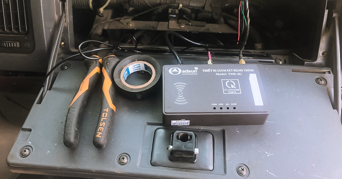 Tiếng Kêu Tít Tít Của GPS Xe Ô Tô: Nguyên Nhân và Cách Xử Lý