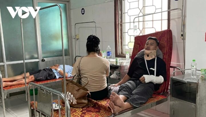 Hiện tượng lật xe ô tô gần Chùa Ba Vàng Quảng Ninh: Nguyên nhân và cách phòng tránh