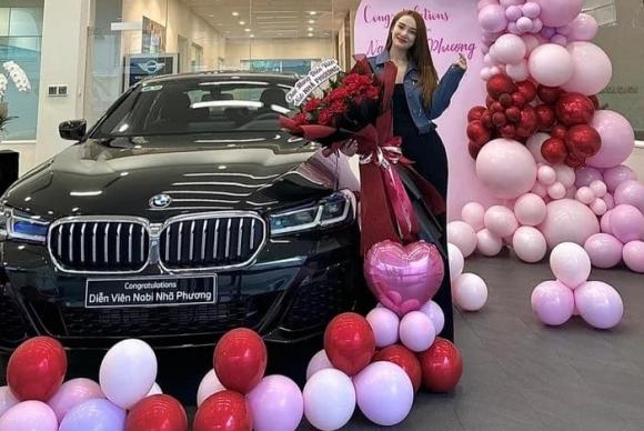 Trường Giang tặng xe ô tô cho Nhã Phương: Tiết lộ về món quà đặc biệt