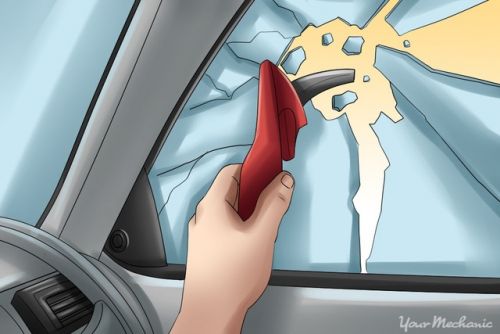 Kỹ năng thoát hiểm khi xe ô tô bị chìm: Hướng dẫn chi tiết
