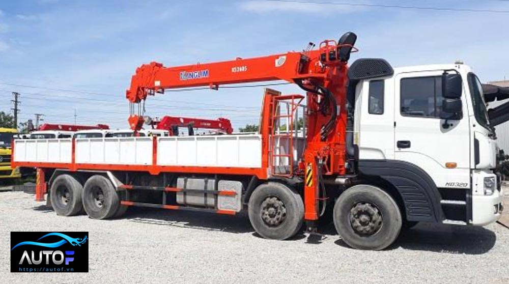 Xe Ô Tô Tải Có Gắn Cần Trục: Hướng Dẫn Chi Tiết A-Z