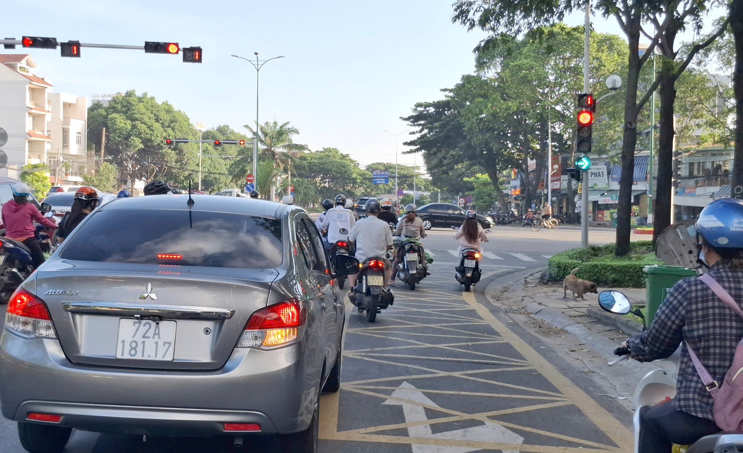 Cách Rẽ Phải Xe Ô Tô An Toàn, Đúng Luật Giao Thông