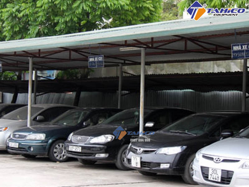 Tuổi 81 kinh doanh xe ô tô có hợp không: Cơ hội và thách thức
