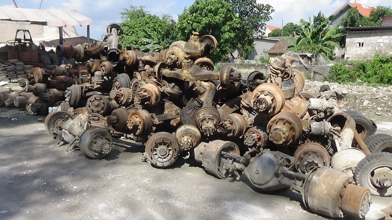 Lò Mổ Xe Ô Tô TPHCM: Giải Pháp Xử Lý Xe Hết Đát, Phế Liệu Uy Tín