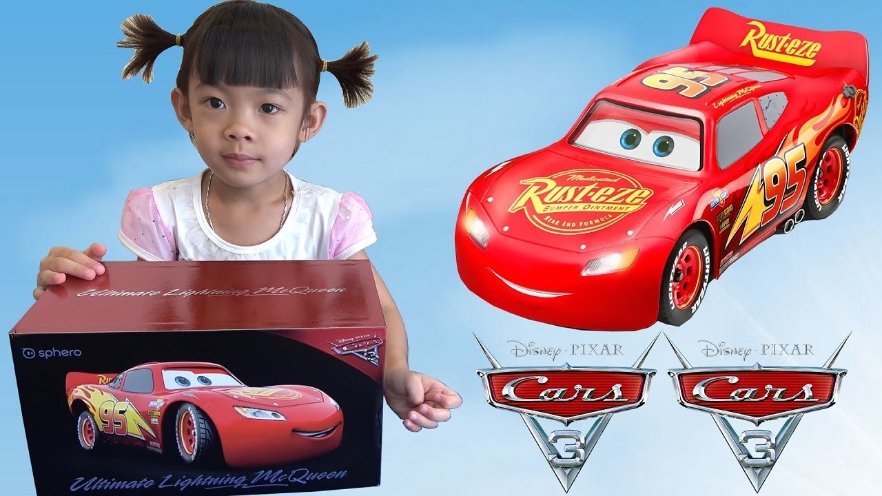 Mô hình xe ô tô Mc Queen: Đồ chơi hay sưu tầm nghệ thuật?
