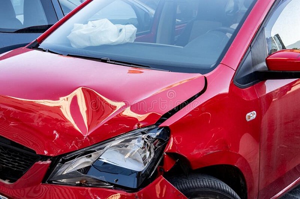 Xe ô tô Toyota bị móp: Nguyên nhân và cách khắc phục hiệu quả