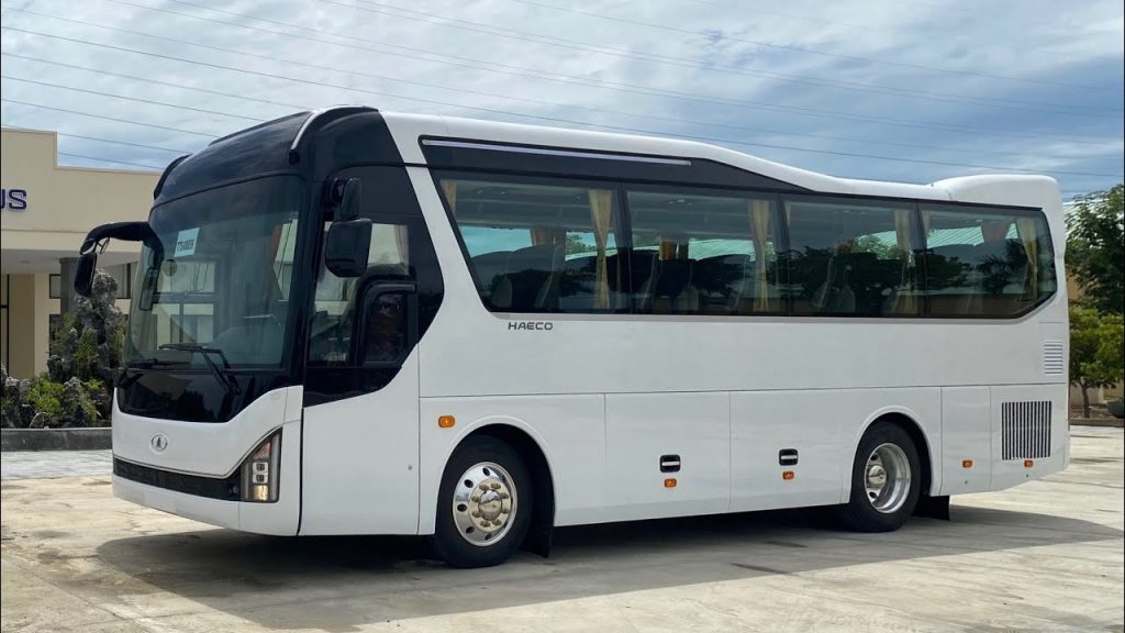 Thuê Xe Ô Tô 29 Chỗ Hồ Chí Minh: Kinh Nghiệm và Lưu Ý Quan Trọng