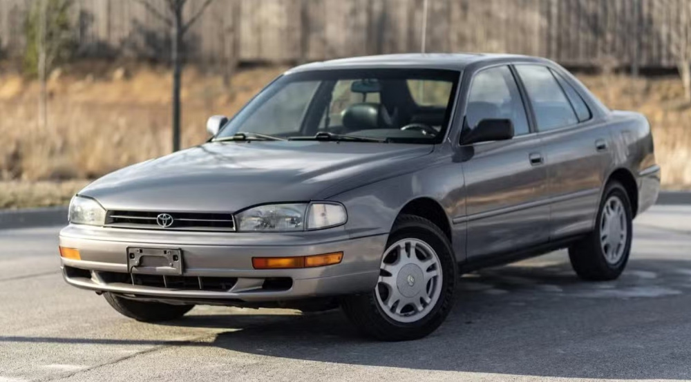 Xe Ô Tô 4 Bánh Hiệu Toyota: Biểu Tượng Của Sự Tin Cậy Và Bền Bỉ