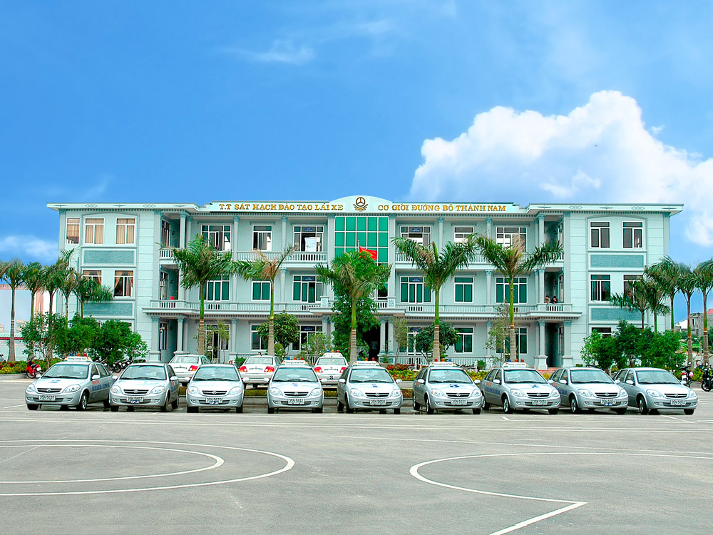 Top Trung Tâm Đào Tạo Lái Xe Ô Tô Ở Vinh Uy Tín, Chất Lượng Cao