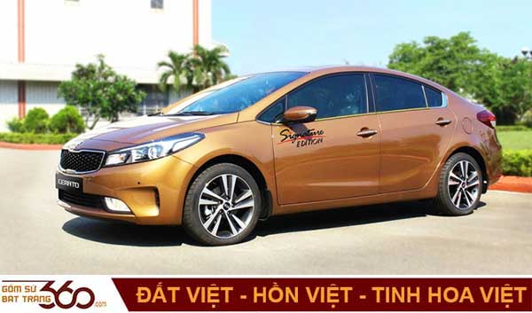 Xe Ô Tô Màu Vàng Nâu: Sắc Màu Cổ Điển Và Sang Trọng