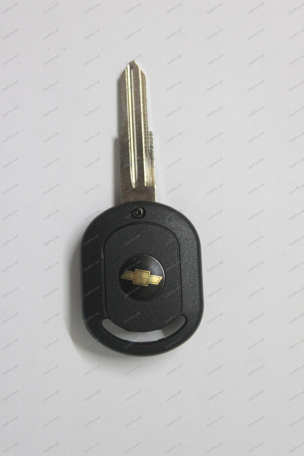 Vỏ chìa khoá xe ô tô Chevrolet Captiva nhập khẩu: Hướng dẫn chọn và thay thế
