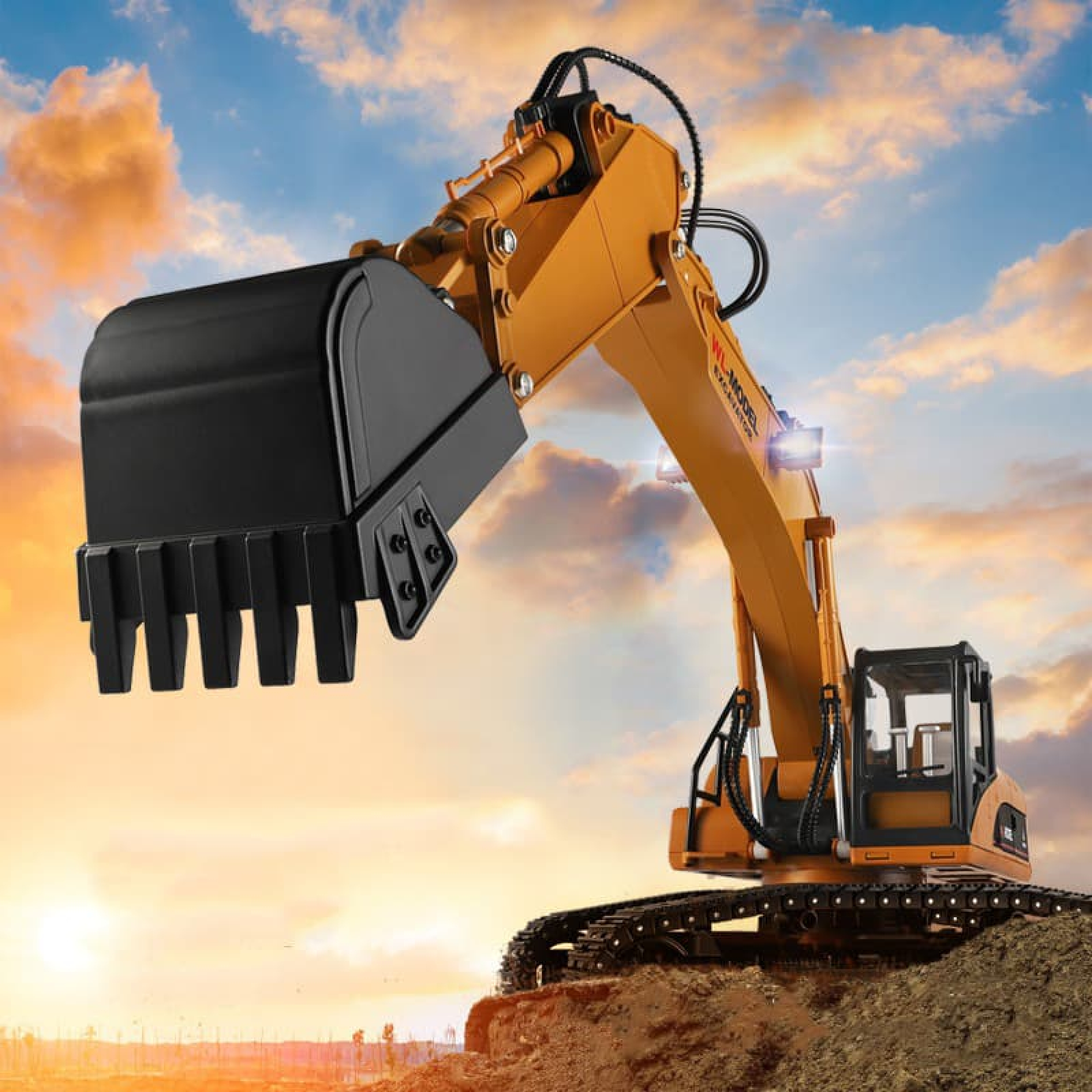 Xe Cẩu Xúc Cát Lên Ô Tô: Quy Trình & Thiết Bị Cần Biết