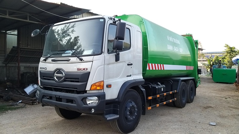 Xe Ô Tô Chở Rác Hino: Giải Pháp Hiệu Quả Cho Vệ Sinh Đô Thị