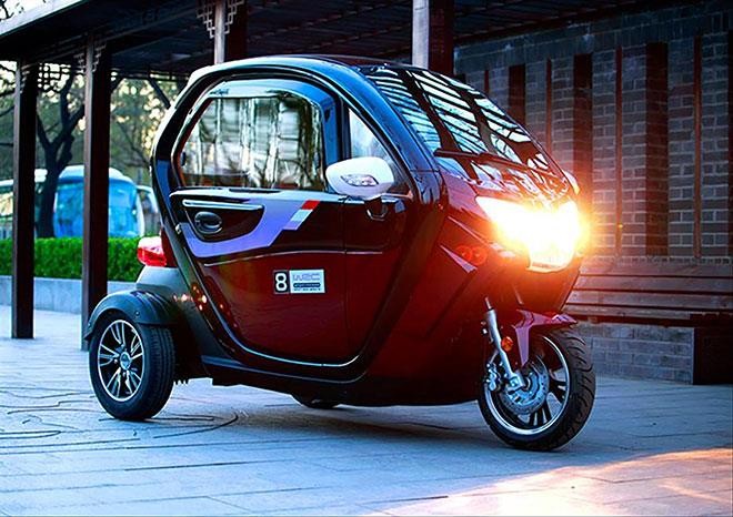 Lái Xe Ô Tô 3 Bánh: Khám Phá Từ A Đến Z Về Loại Hình Độc Đáo Này