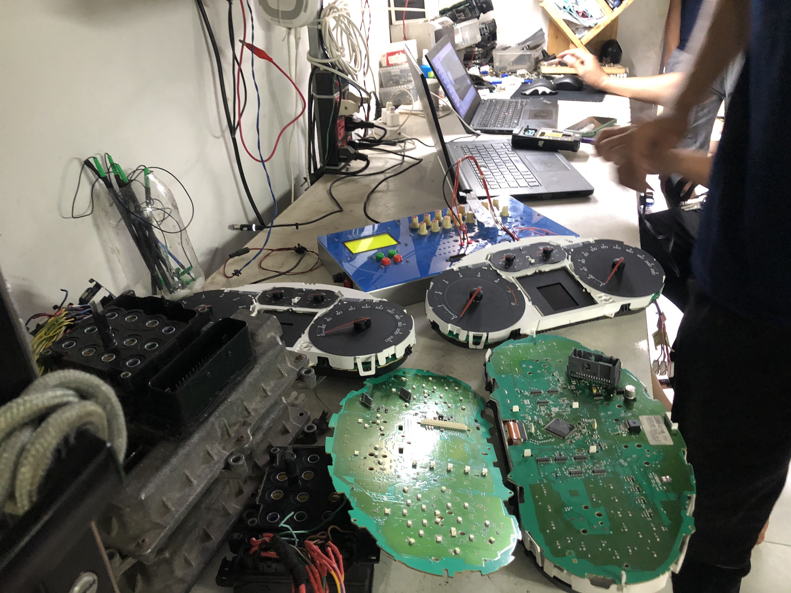 Nơi Sửa Hộp ECU Xe Ô Tô Uy Tín: Giải Pháp Toàn Diện Cho Xe Bạn