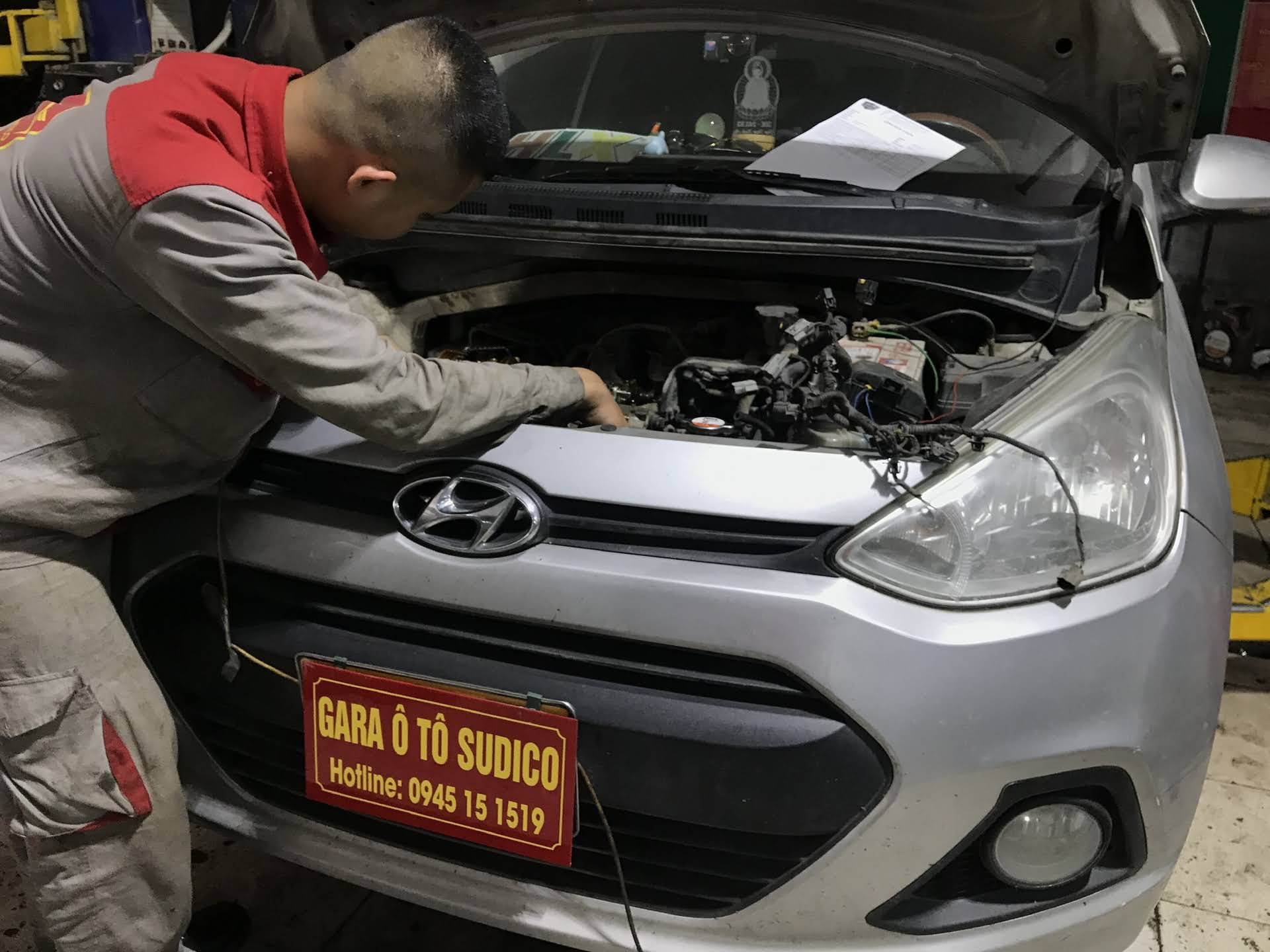 Làm Lại Máy Xe Ô Tô: Quy Trình, Chi Phí Và Điều Cần Biết