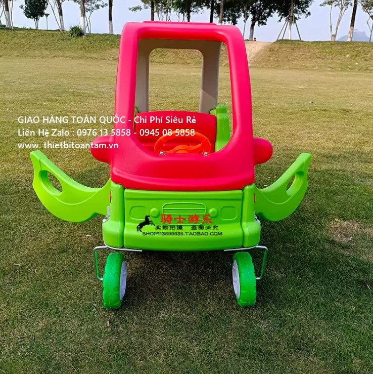 Xe Ô Tô Chòi Chân Có Mái Che Giá Rẻ: Lựa Chọn Thông Minh Cho Bé
