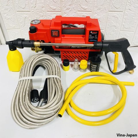 Quy trình rửa xe ô tô bằng máy phun bọt tuyết chuyên nghiệp, hiệu quả