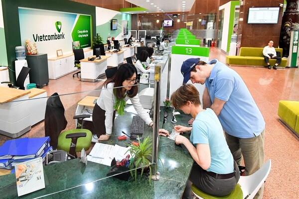 Vay Thế Chấp Xe Ô Tô Ngân Hàng Vietcombank: Thủ Tục & Lãi Suất Chi Tiết