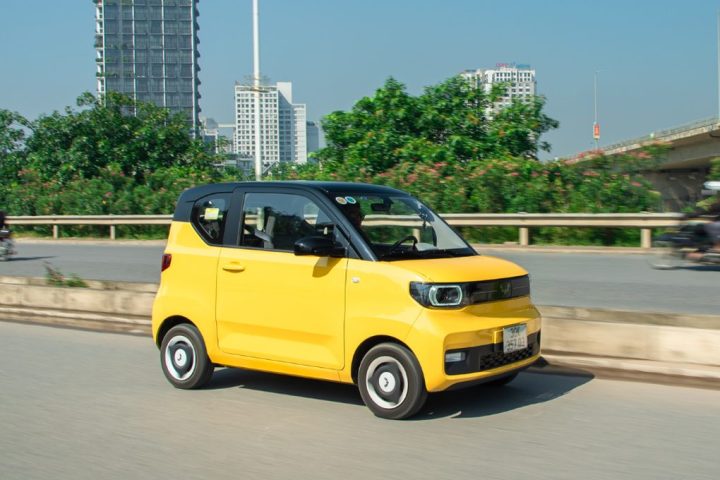 Mẫu xe điện Wuling HongGuang MiniEV, sản phẩm nổi bật của một liên doanh ô tô lớn, thể hiện xu hướng xe năng lượng mới