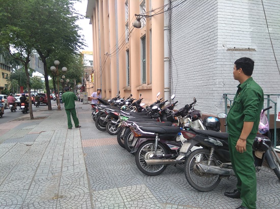 Gửi xe đến Muối Tiêu Quán Hai Bà Trưng: Các lựa chọn đỗ xe an toàn và tiện lợi