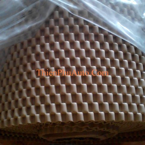 Cuộn thảm trải sàn ô tô chất liệu cao su bền đẹp