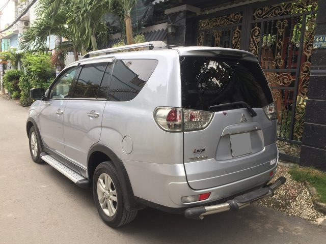Mitsubishi Zinger 7 chỗ trong hoạt động cộng đồng