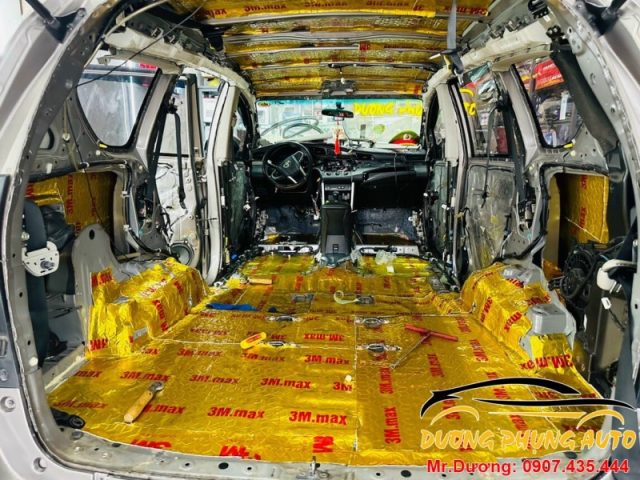 Dán Chống Ồn Cánh Cửa Xe Ô Tô: Hướng Dẫn Toàn Diện