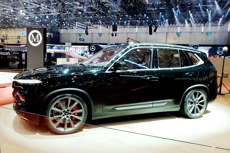 Xe ô tô VinFast Lux V8: Đỉnh cao sang trọng và sức mạnh được định hình