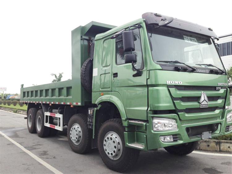 Xe ô tô tải tự đổ Howo mới: Đánh giá chi tiết và giá tham khảo