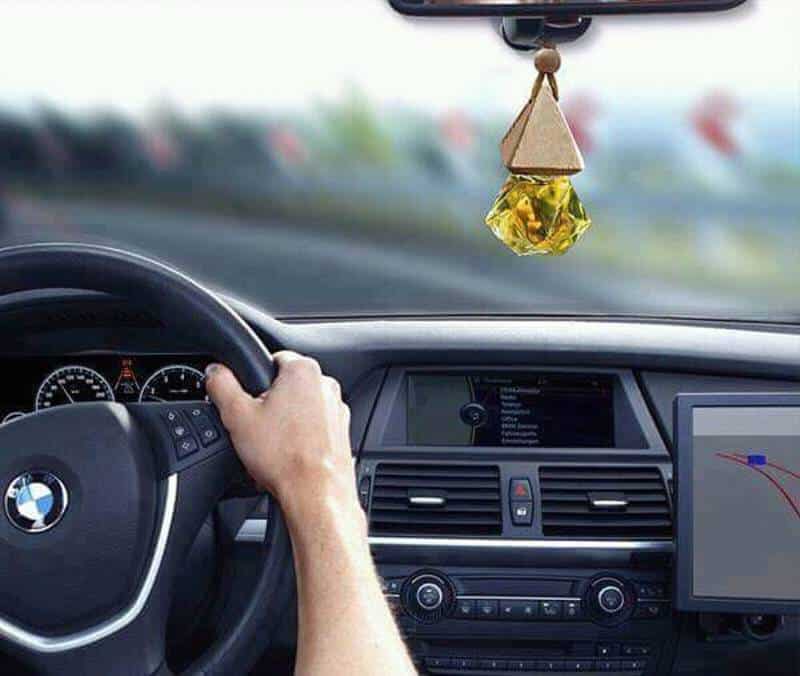 Tinh dầu bạc hà cho xe ô tô: Giải pháp thư giãn và khử mùi hiệu quả