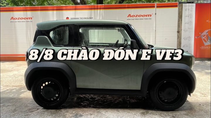Chiếc VinFast VF 3 đời mới, đón nhận xe vào thời điểm tốt lành mang lại may mắn.