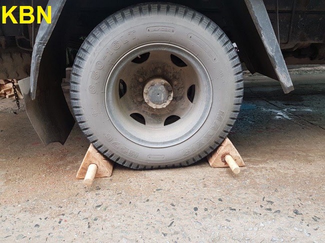 Kỹ thuật canh bánh xe ô tô: Hướng dẫn toàn diện từ A đến Z