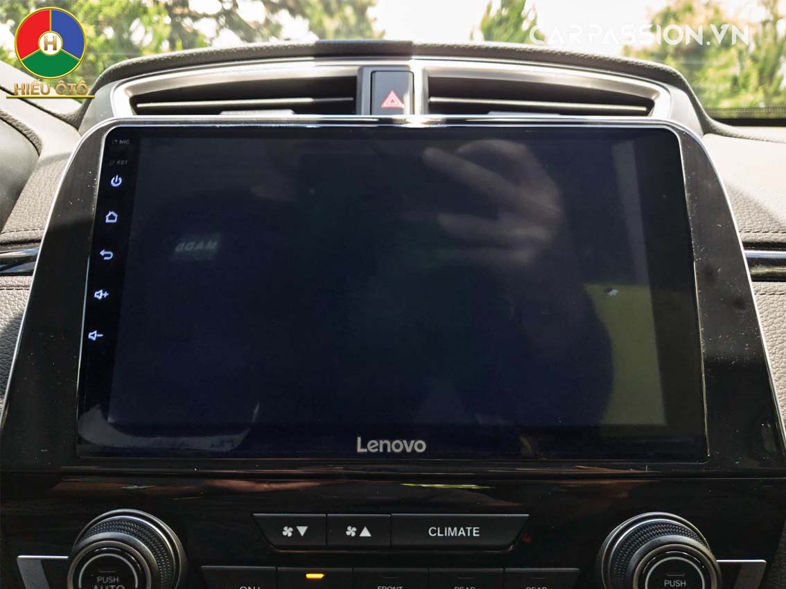 Sửa màn hình xe ô tô Kenwood bị lỗi: Nguyên nhân và giải pháp