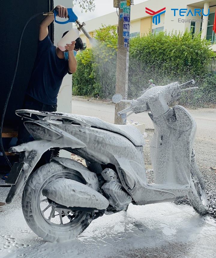 Rửa Xe Ô Tô Trong Tiếng La Gùi: Nghệ Thuật Chăm Sóc Xe Độc Đáo