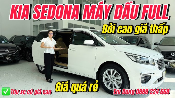 Toàn cảnh một khu vực trưng bày xe ô tô cũ tại Thành phố Hồ Chí Minh với đa dạng mẫu mã