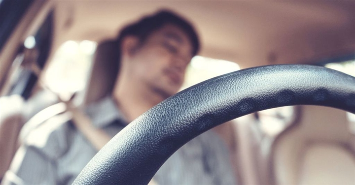 Ngạt thở trên xe ô tô: Nguyên nhân, Dấu hiệu và Cách phòng tránh