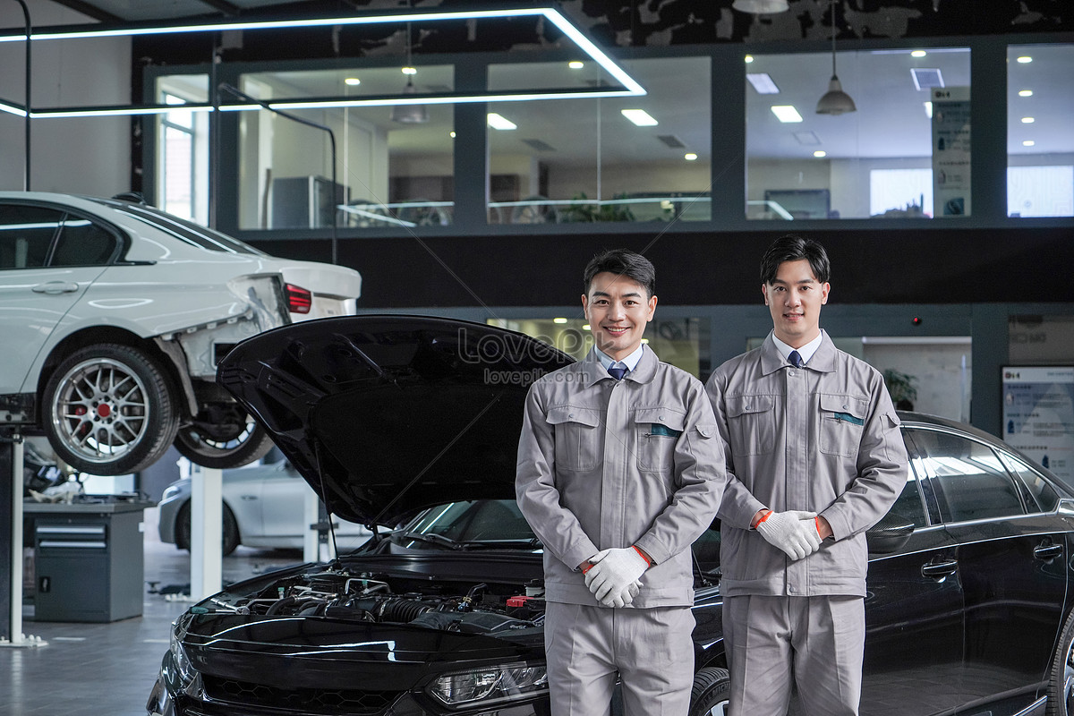 Sửa xe ô tô công hạ máy: Quy trình, chi phí và kinh nghiệm