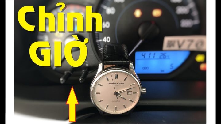 Cụm đồng hồ taplo trên xe ô tô với kim chỉ tốc độ, thể hiện sự cần thiết của việc điều chỉnh đồng hồ xe ô tô.