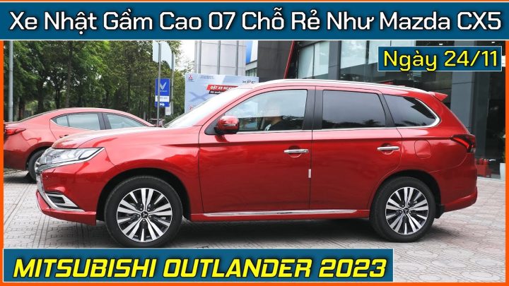 Hình ảnh bên hông mạnh mẽ của Mitsubishi Outlander, thể hiện sự vững chãi của dòng xe SUV.